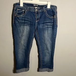 Junior capris size 13 Mudd